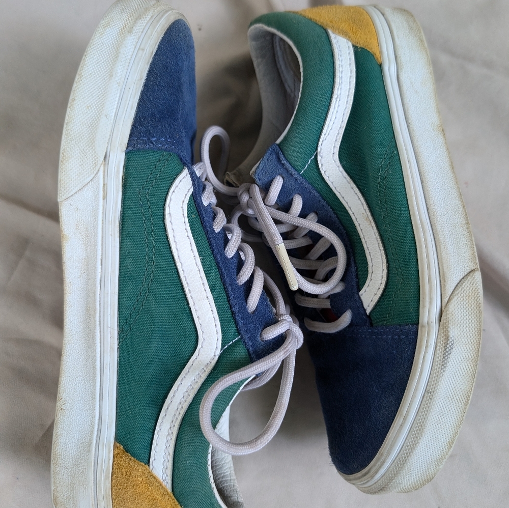 Vans old skool yacht club color block sneakers in size size 37